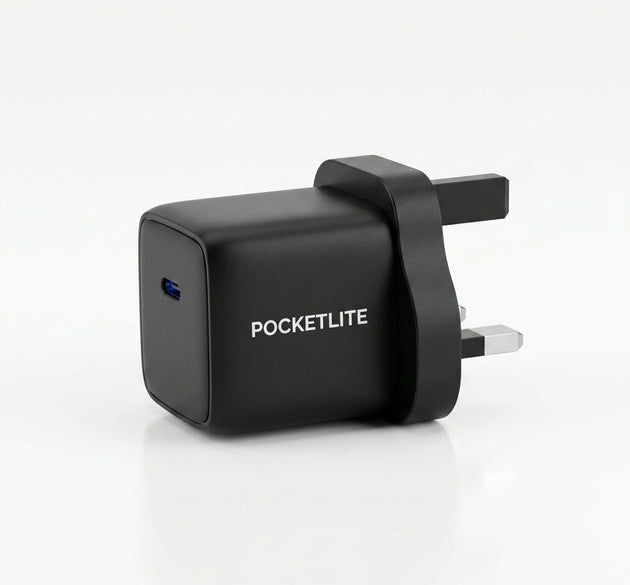 شاحن سفر PAWA Pocketlite 20 واط PD GaN | محول حائط صغير من النوع C للمملكة المتحدة | قابس شحن سريع للآيفون والأندرويد والأجهزة اللوحية (أسود)